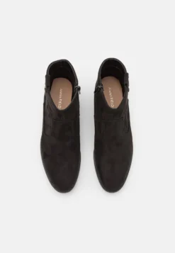 Anna Field Santiags - Black 11 Anna Field Santiags - Black -Zalando 4cf64bd33dc34b96b717b037e1642768 scaled