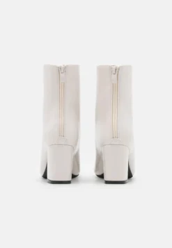 Anna Field Bottines - White -Zalando 4eec0203fd684d74b9b6dcd3d4827573 scaled