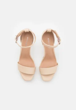 Anna Field Sandales - Off-White 11 Anna Field Sandales - Off-White -Zalando 57c0425aa40c4bd1b630eec326b142fb scaled