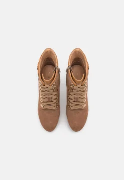 Anna Field Leather - Bottines À Lacets - Cognac -Zalando 5c3a6346c48143629cef14b418bdc031 scaled