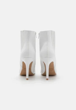 Anna Field Bottines - White 9 Anna Field Bottines - White -Zalando 5c42e5c8a3b3419bb2978d89006e8388 scaled