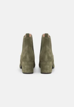 Anna Field Leather - Bottines - Olive 9 Anna Field Leather - Bottines - Olive -Zalando 5e143d535aef436fbe0765d11fa7a00c scaled