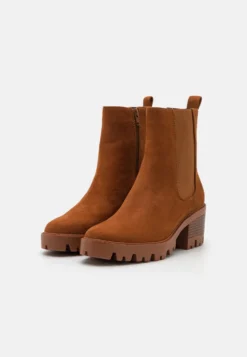 Anna Field Bottines À Plateau - Cognac -Zalando 730a7bf18c484ab1996369c40c95693e scaled