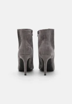 Anna Field Bottines - Grey 9 Anna Field Bottines - Grey -Zalando 8b370c025f9f4107a3bfe889c22cc52a scaled
