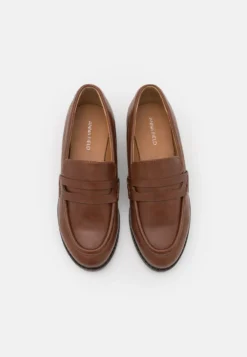 Mocassins - Cognac -Zalando 8d223b7d5e3e496bb298f825629da3db scaled