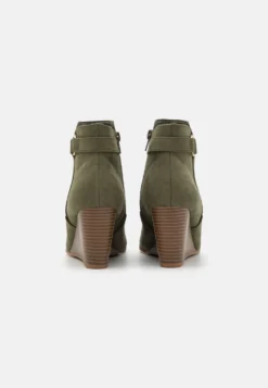 Anna Field Bottines Compensées - Khaki -Zalando f41d3e14afd74bd2937c87ee959b4972 scaled