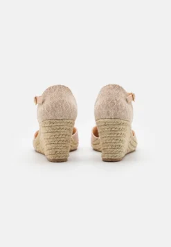 Anna Field Escarpins Compensés - Light Pink -Zalando fee80fe2cf3c4867b8a892eab7823114 scaled